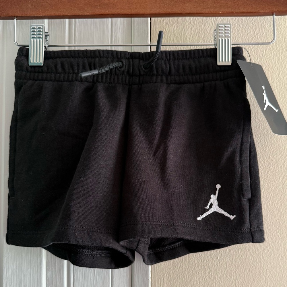 Jordan Kids Girls Essentials‎ Athletic Shorts Black Size 6 NWT 35A771-023